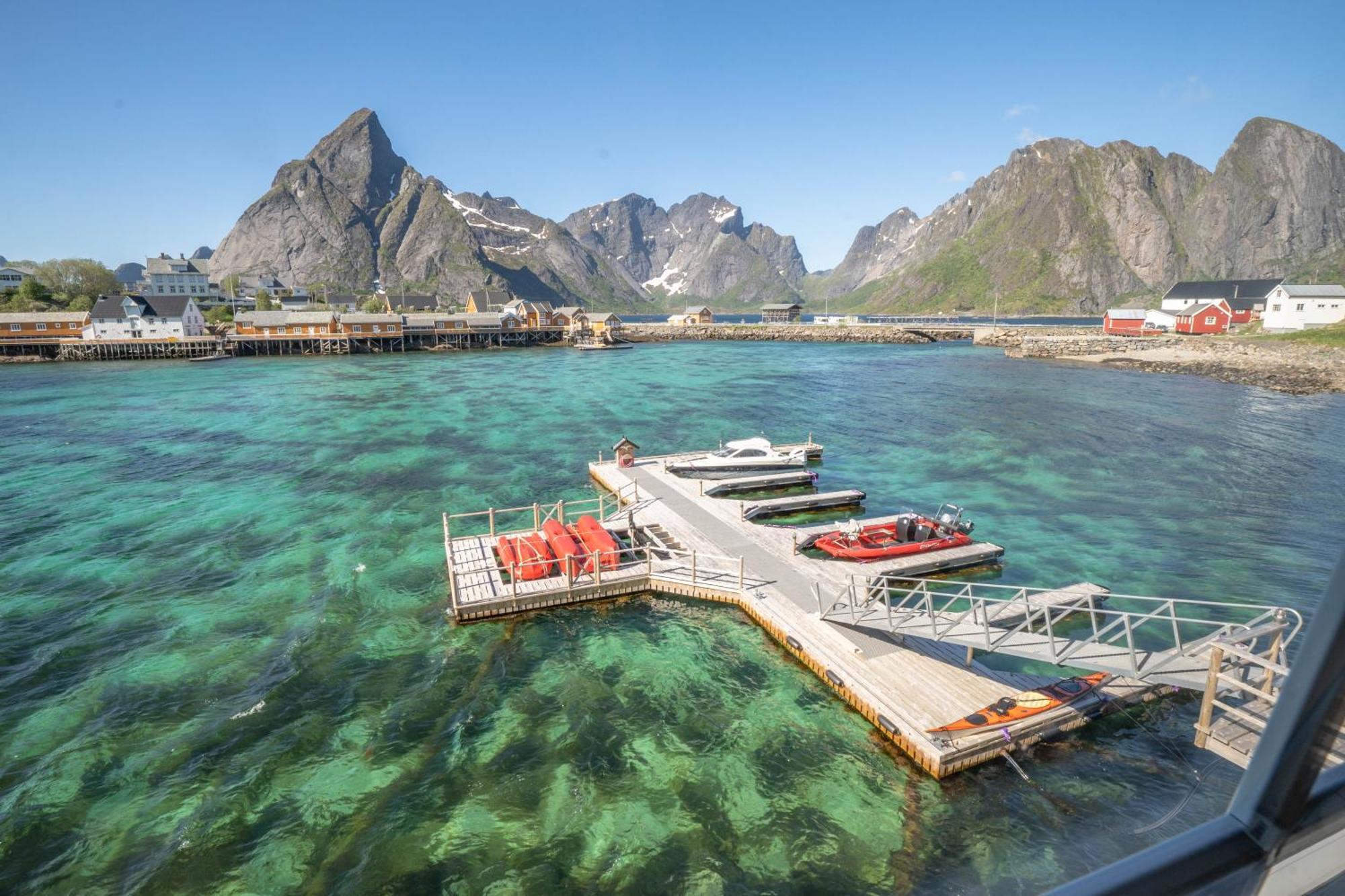 Rostad Retro Rorbuer Reine Exteriör bild
